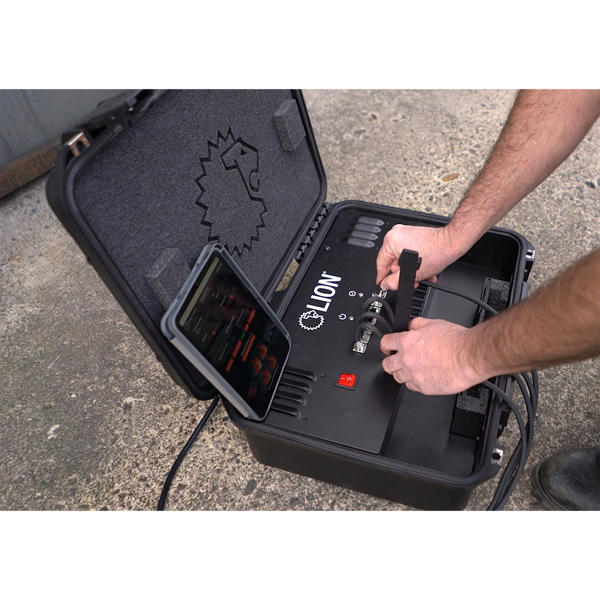 LION HyperFire Kit Includes Ipad Mini